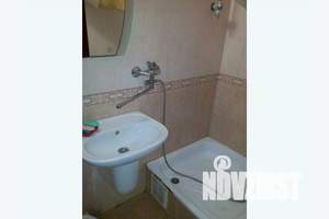 Дом 10м&sup2;, 2-этажный, посуточно, 