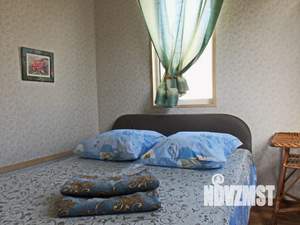 Дом 35м&sup2;, 2-этажный, посуточно, 