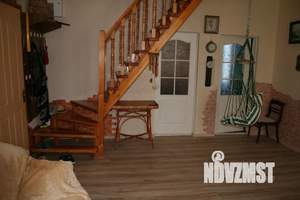 Дом 80м&sup2;, 2-этажный, посуточно, 