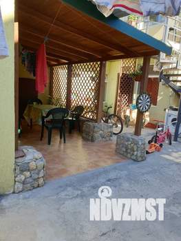 Дом 80м&sup2;, 2-этажный, посуточно, 