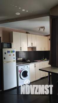 Дом 40м&sup2;, 2-этажный, посуточно, 