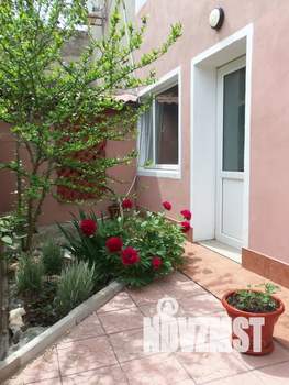 Дом 35м&sup2;, 2-этажный, посуточно, 