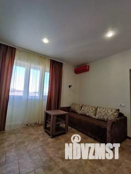 Дом 220м&sup2;, 3-этажный, посуточно, 