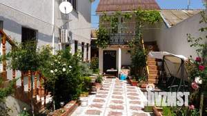 Дом 25м&sup2;, 2-этажный, посуточно, 