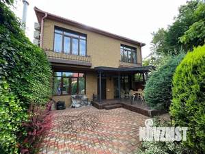 Дом 140м&sup2;, 2-этажный, посуточно, 