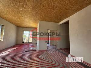 Дом 200м&sup2;, 1-этажный, участок 7 сот.  