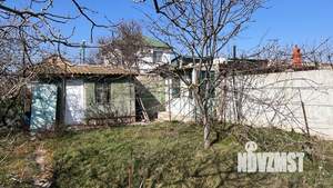 Дом 35м&sup2;, 1-этажный, участок 4 сот.  