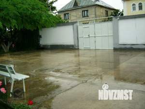 Дом 200м², 1-этажный, участок 6 сот.  