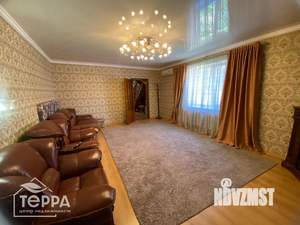 Дом 182м², 2-этажный, участок 4 сот.  
