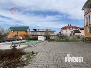 Дом 651м², 3-этажный, участок 15 сот.  