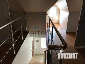 Дом 360м², 3-этажный, участок 15 сот.  