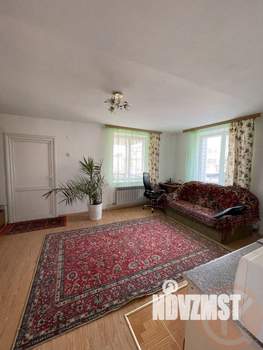 Дом 202м&sup2;, 2-этажный, участок 6 сот.  