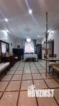 Дом 500м², 2-этажный, участок 9 сот.  