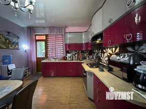 Дом 208м², 1-этажный, участок 6 сот.  