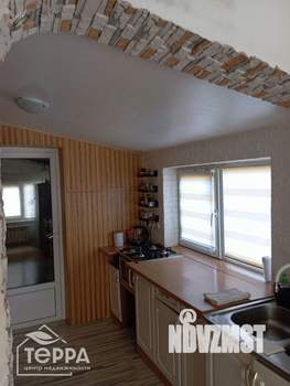 Дом 100м&sup2;, 2-этажный, участок 6 сот.  