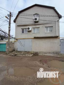 Дом 389м², 2-этажный, участок 3 сот.  