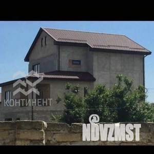 Дом 300м&sup2;, 3-этажный, участок 5 сот.  