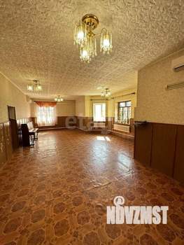 Дом 574м², 2-этажный, участок 6 сот.  