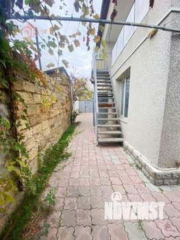 Дом 389м², 2-этажный, участок 3 сот.  