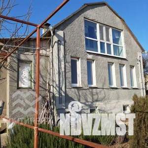 Дом 100м&sup2;, 3-этажный, участок 5 сот.  