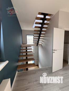 Дом 170м², 2-этажный, участок 3 сот.  