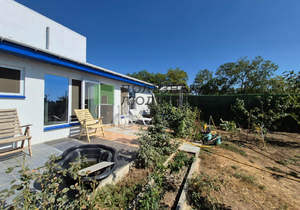 Дом 90м&sup2;, 2-этажный, участок 4 сот.  