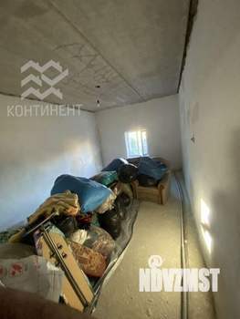 Дом 220м&sup2;, 2-этажный, участок 6 сот.  