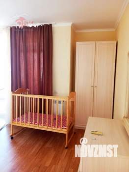 Коттедж 240м², 2-этажный, участок 4 сот.  