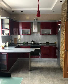 Дом 250м², 2-этажный, участок 6 сот.  