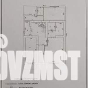 Дом 300м&sup2;, 3-этажный, участок 5 сот.  