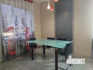 Дом 250м², 2-этажный, участок 6 сот.  