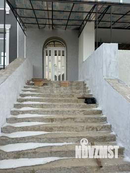 Дом 455м², 3-этажный, участок 6 сот.  