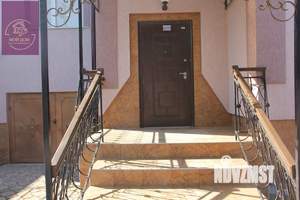 Дом 307м&sup2;, 3-этажный, участок 6 сот.  