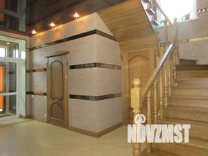 Дом 200м&sup2;, 2-этажный, участок 4 сот.  