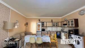 Дом 300м&sup2;, 1-этажный, участок 6 сот.  