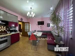 Дом 208м², 1-этажный, участок 6 сот.  