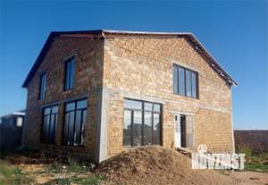 Дом 298м&sup2;, 2-этажный, участок 7 сот.  