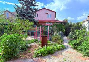 Дом 111м², 3-этажный, участок 4 сот.  