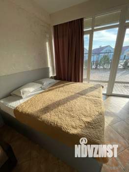 Таунхаус 38м², 2-этажный, участок 1 сот.  