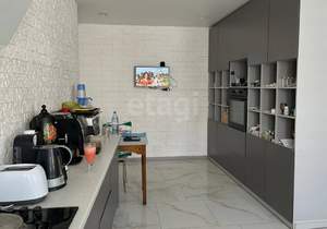 Дом 156м², 2-этажный, участок 1 сот.  