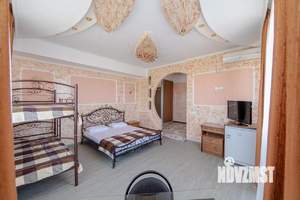 Коттедж 1401м², 4-этажный, участок 15 сот.  