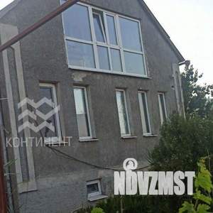 Дом 100м&sup2;, 3-этажный, участок 5 сот.  