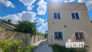 Дом 130м&sup2;, 2-этажный, участок 4 сот.  