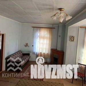 Дом 240м², 3-этажный, участок 6 сот.  