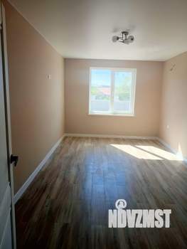 Дом 105м&sup2;, 3-этажный, участок 3 сот.  