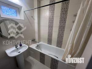 Дом 210м², 3-этажный, участок 1 сот.  