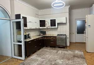 Дом 290м², 1-этажный, участок 6 сот.  