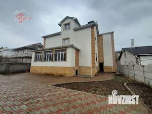 Дом 600м², 3-этажный, участок 6 сот.  