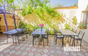 Дом 222м&sup2;, 2-этажный, участок 4 сот.  