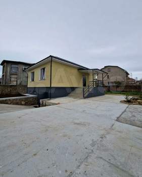Дом 180м², 1-этажный, участок 6 сот.  
